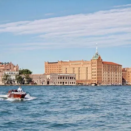 Ca' Dei Colori Design * Venedig